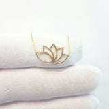 lotus çiçek kolye